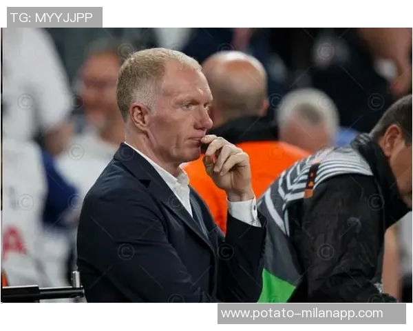 斯科尔斯与巴特分析阿莫林执教前景认为其下课已成定局